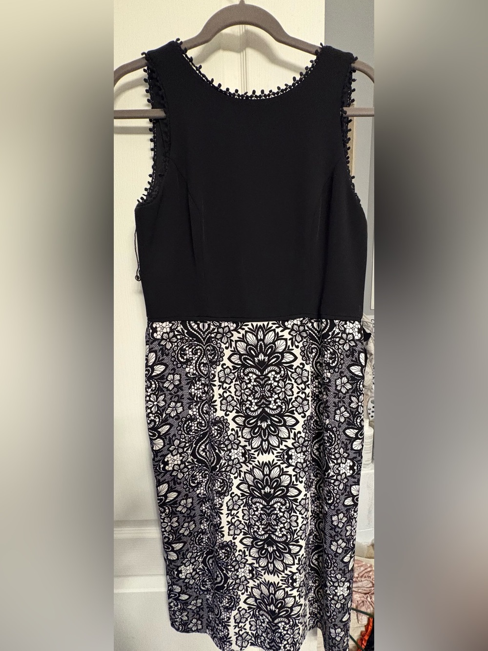 Maggy London Black and White Floral Pencil Skirt Midi Dress